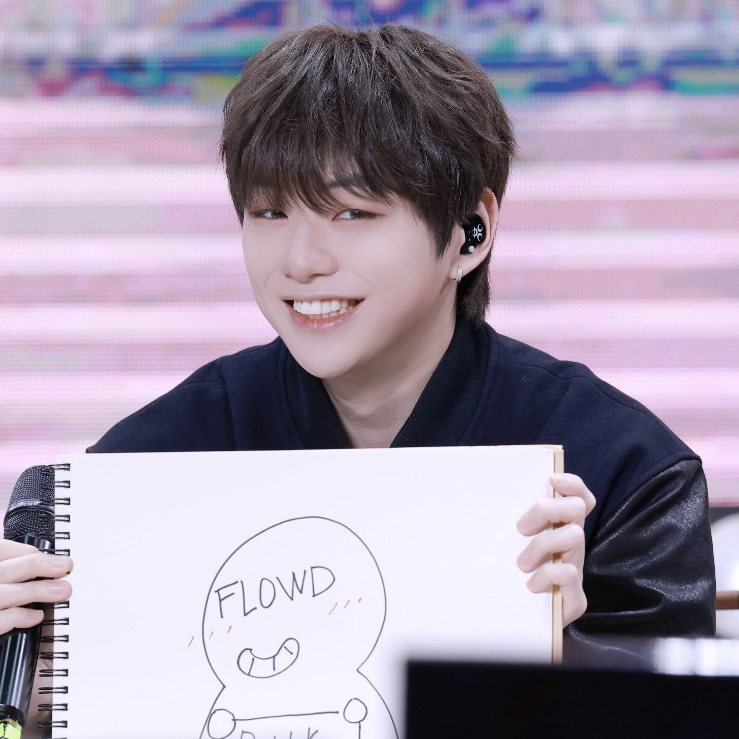 A moment captured by Kang Daniel's fan