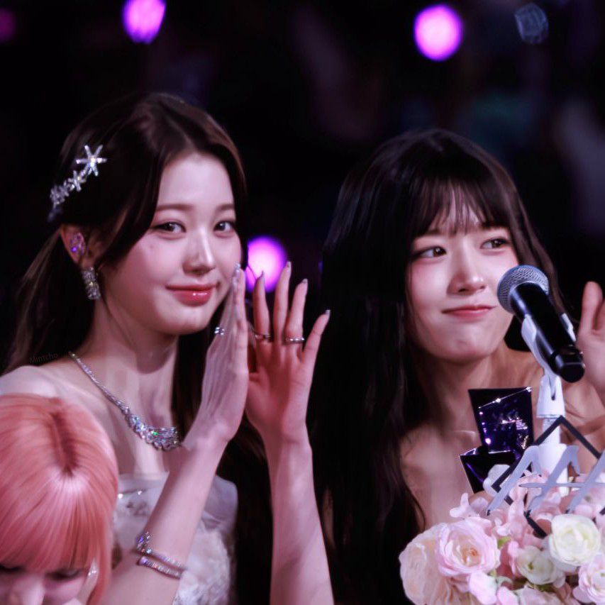 チャン・ウォニョン (IVE)の舞台裏ショット