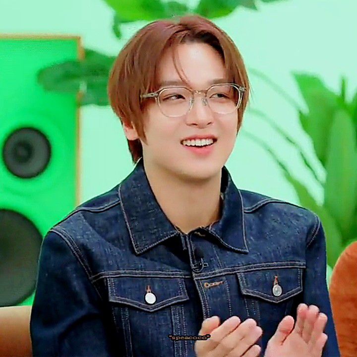 Behind-the-scenes cut of Haechan (NCT 127, NCT DREAM)