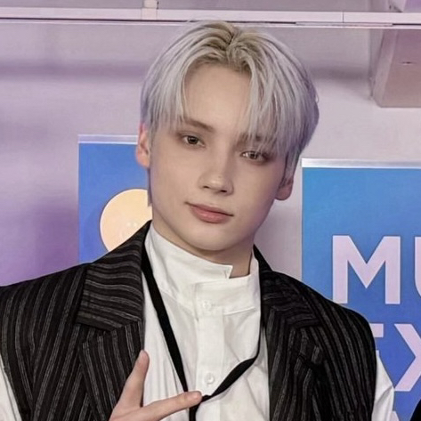 Latest photo of HueningKai (TOMORROW X TOGETHER)