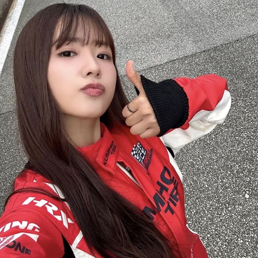 A moment captured by Yoon Bomi (Apink)'s fan