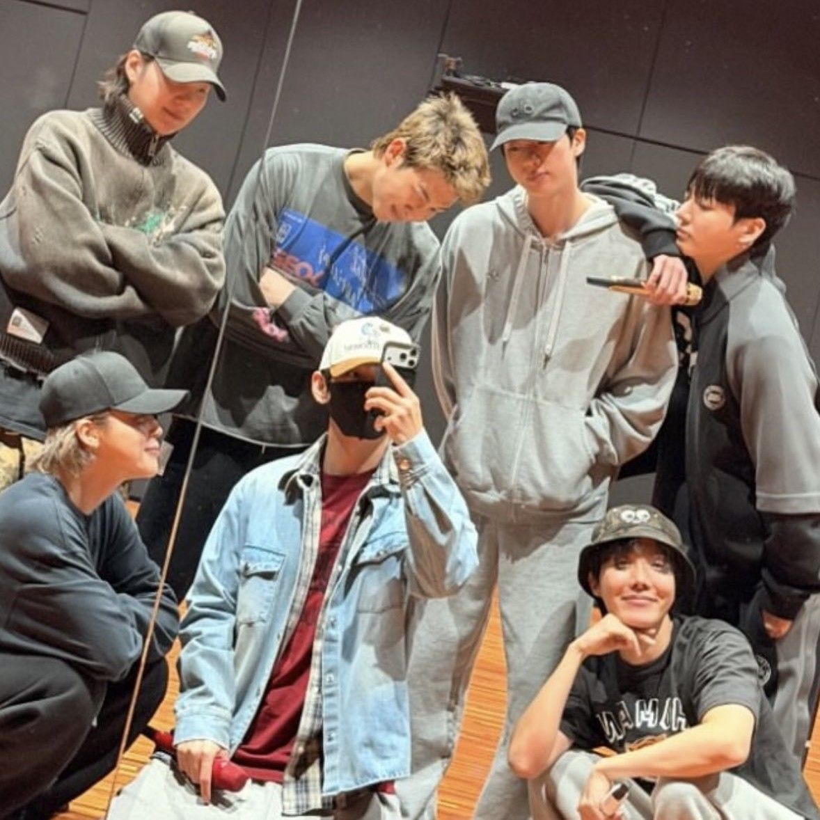 A moment captured by V (BTS)'s fan