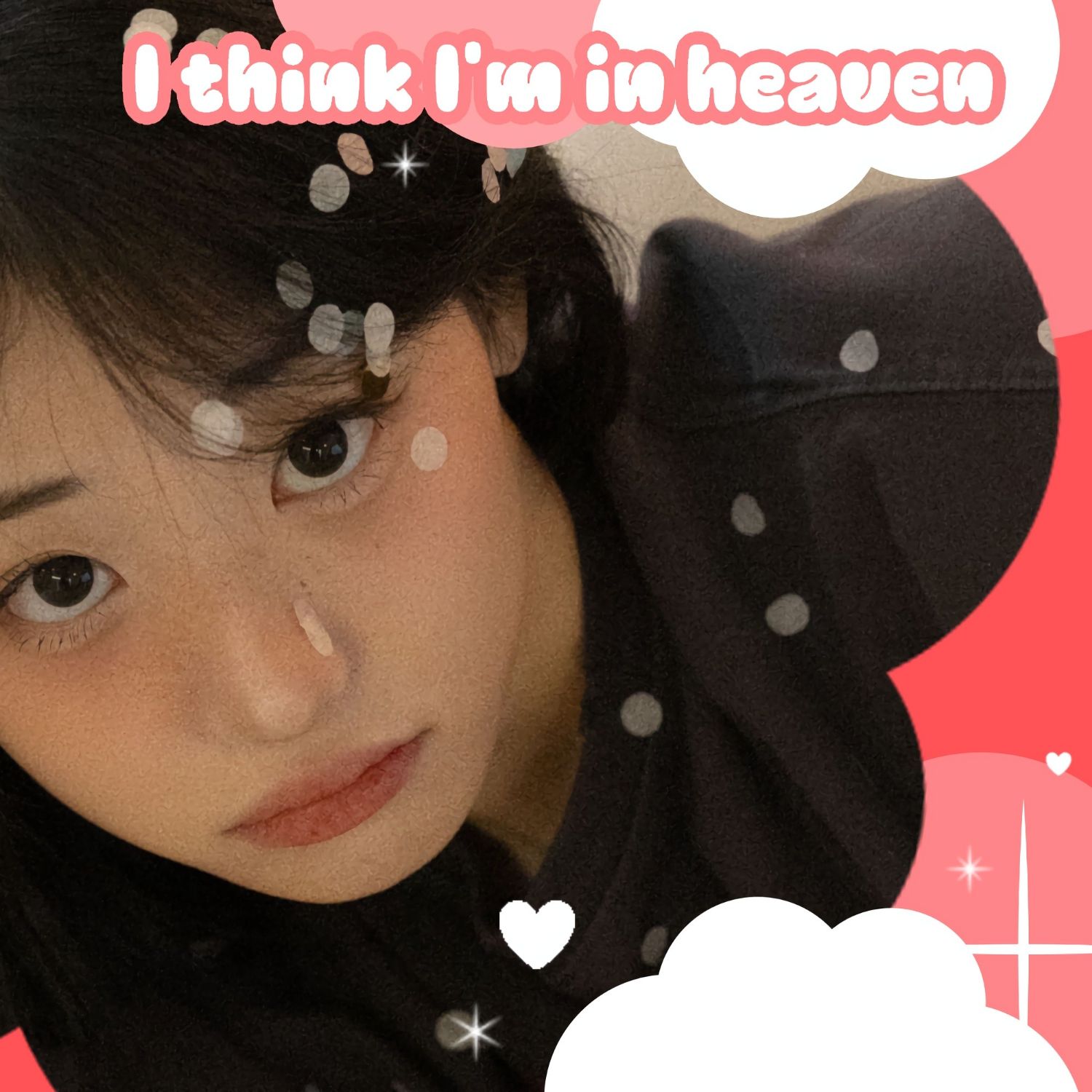 Recent activity shot of Hina (QWER)