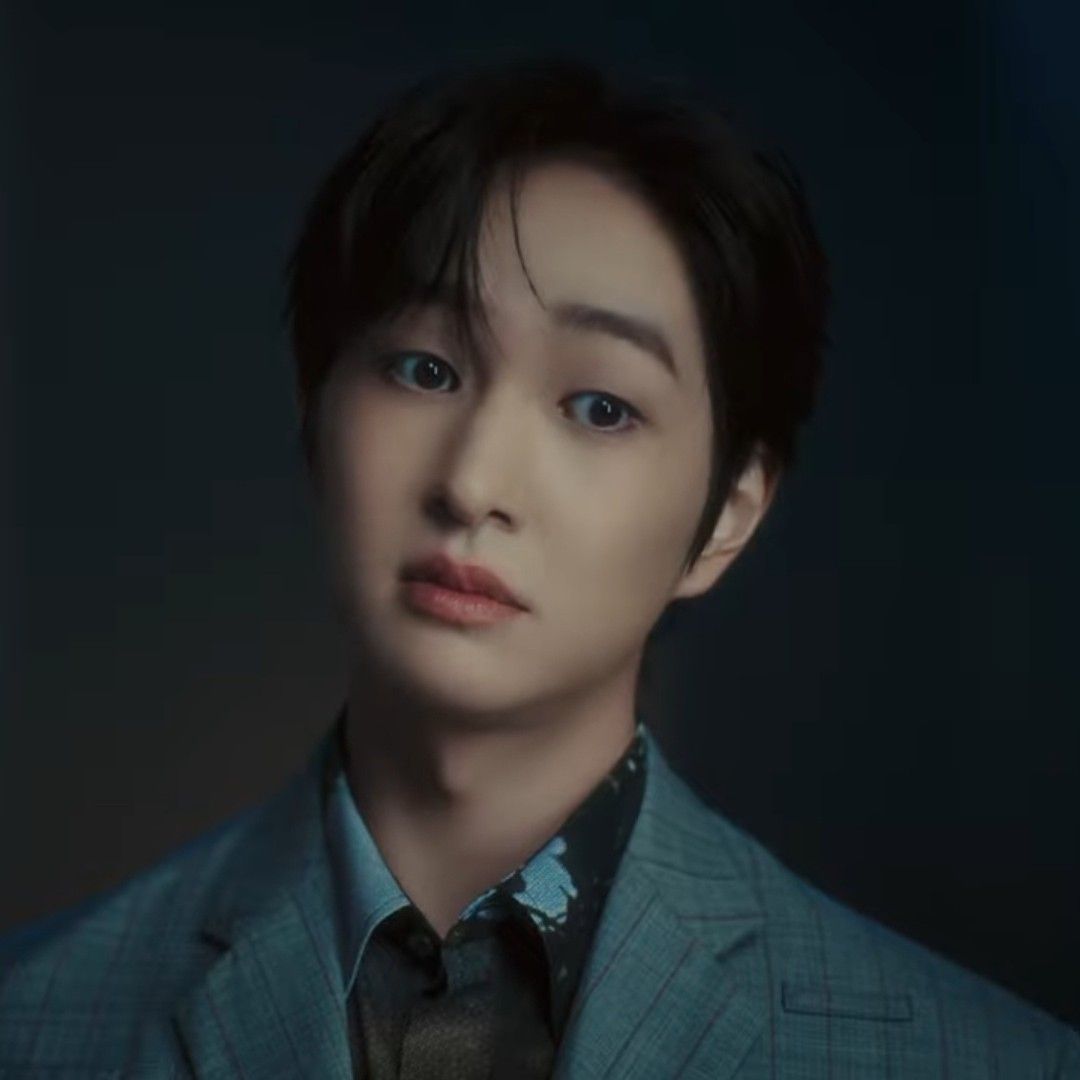 Recent activity shot of Onew (SHINee)