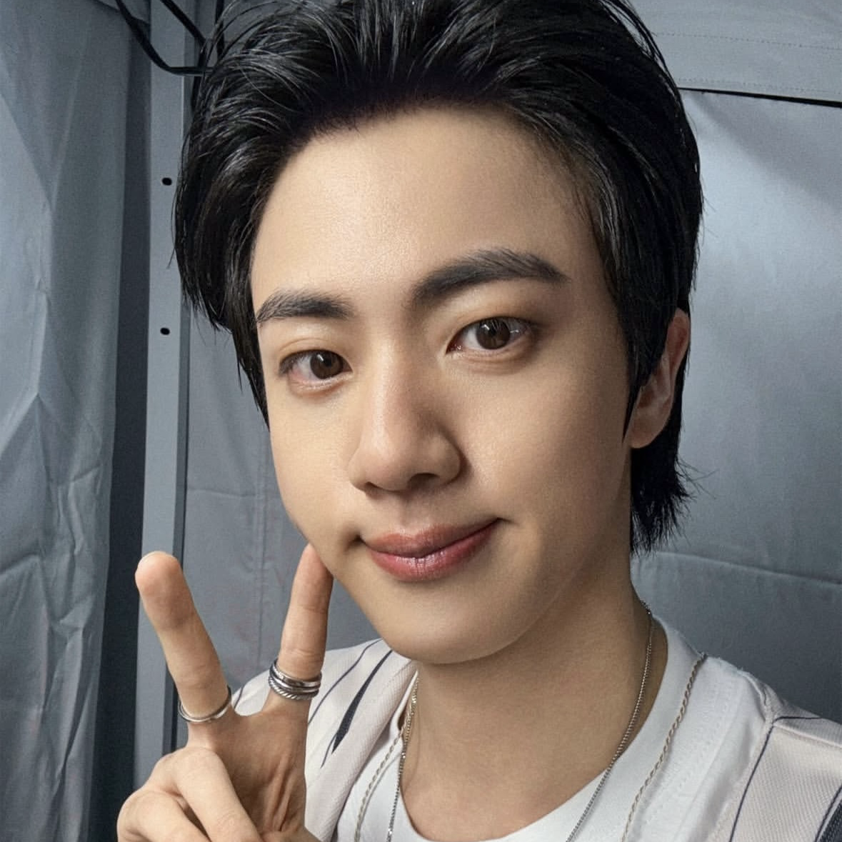 Jin (防弹少年团)的幕后花絮