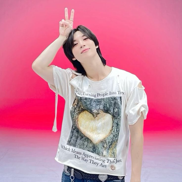 Recent activity shot of Taemin (SHINee)