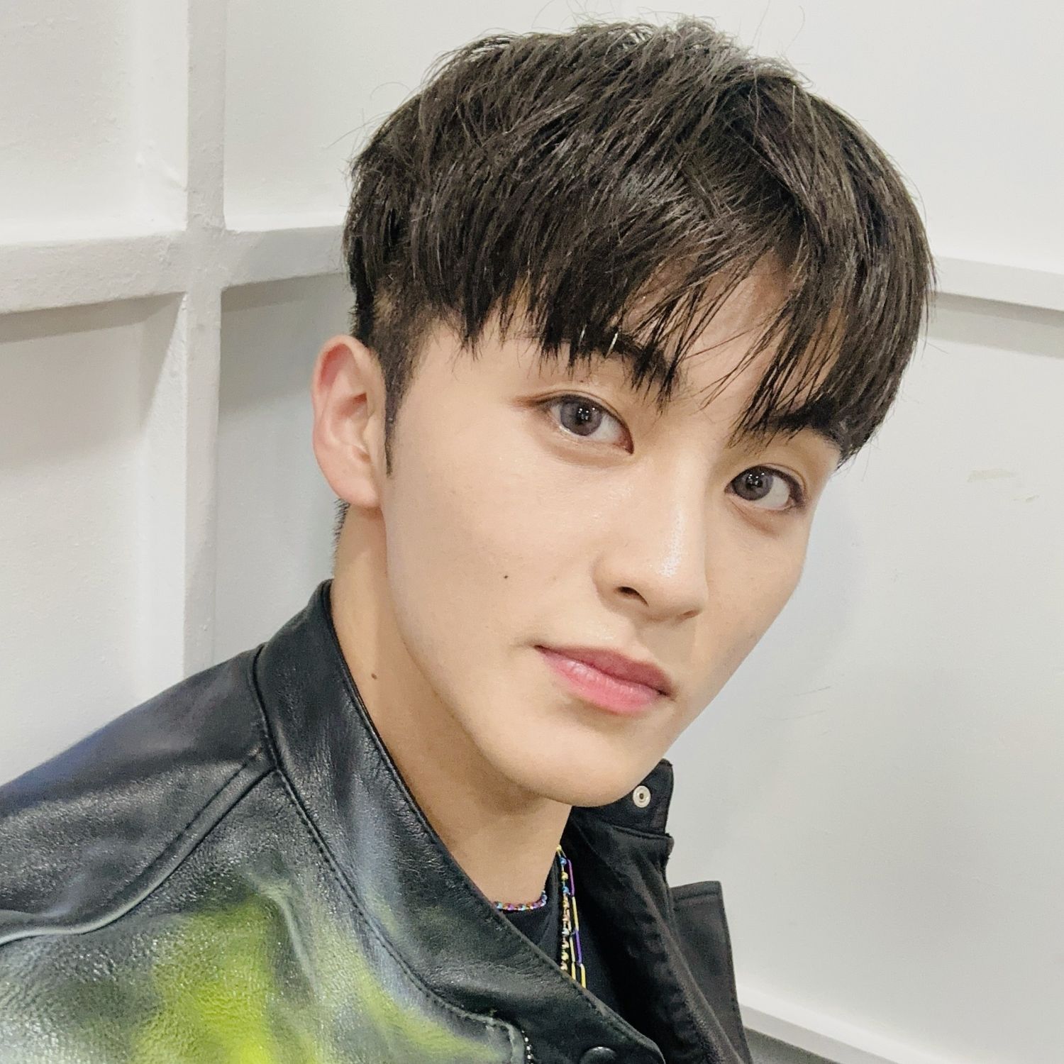 Behind-the-scenes cut of Mark (NCT 127, NCT DREAM)
