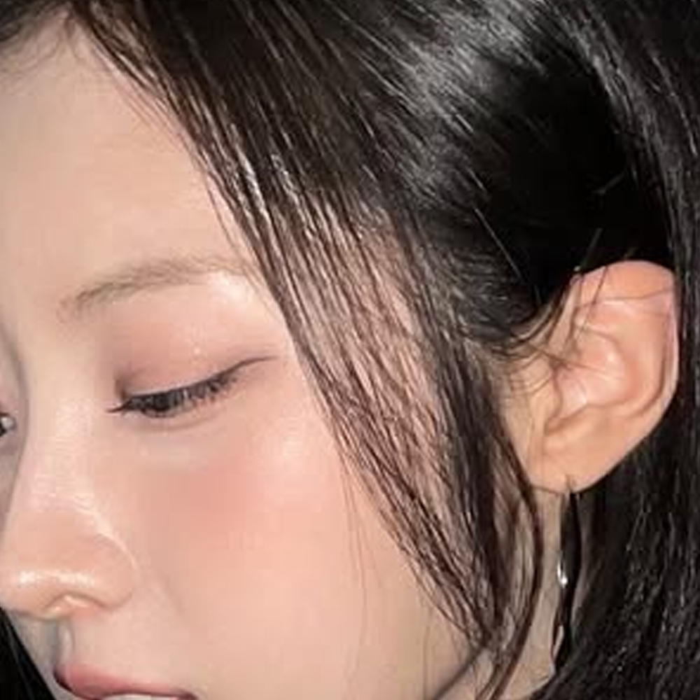 Behind-the-scenes cut of HaSeul (ARTMS)