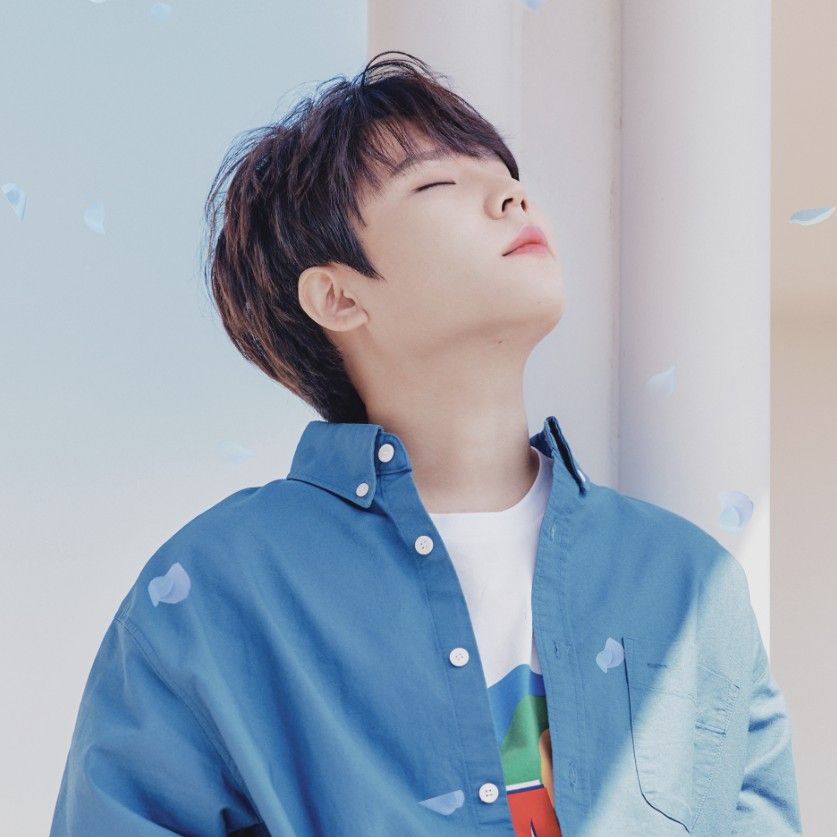 A moment captured by Jung Seunghwan's fan