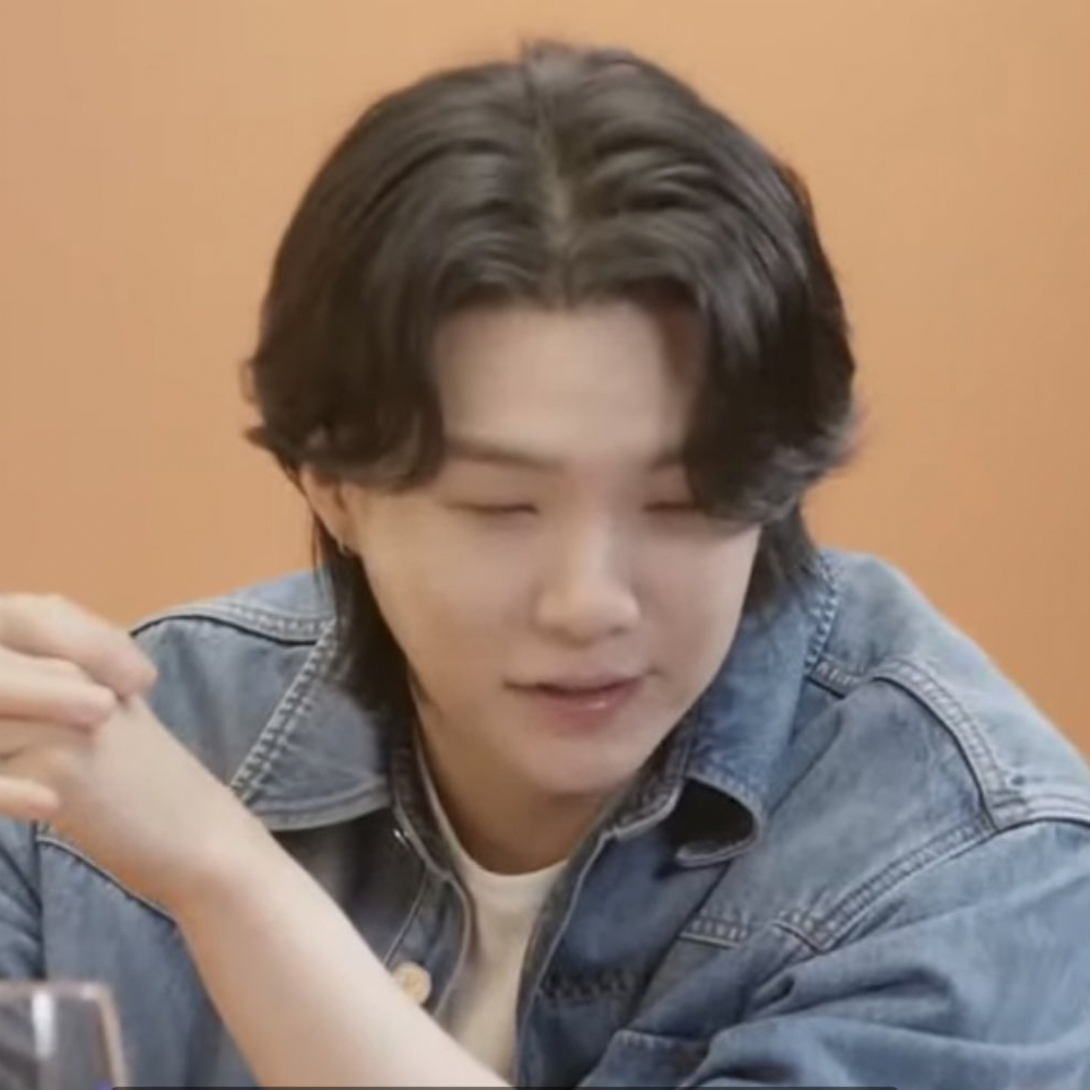 A moment captured by SUGA (BTS)'s fan