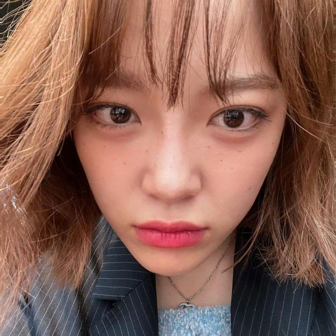 Behind-the-scenes cut of Sejeong