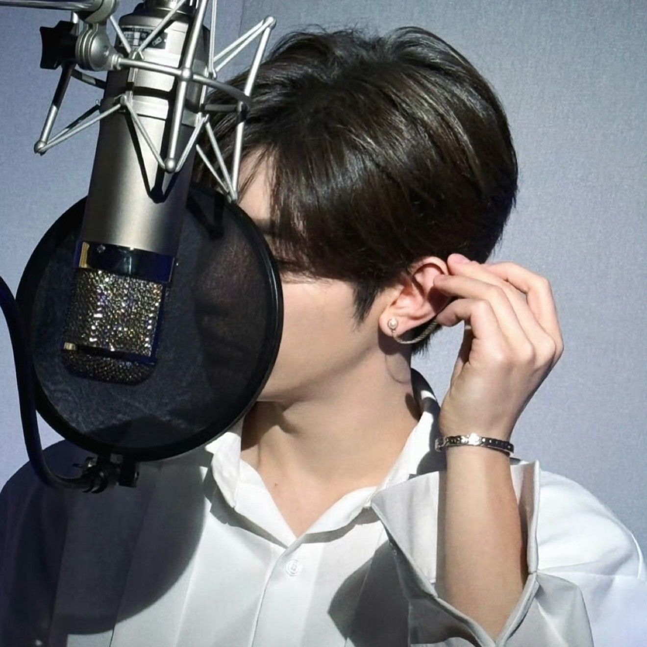 장하오 (제로베이스원)의 비하인드 컷