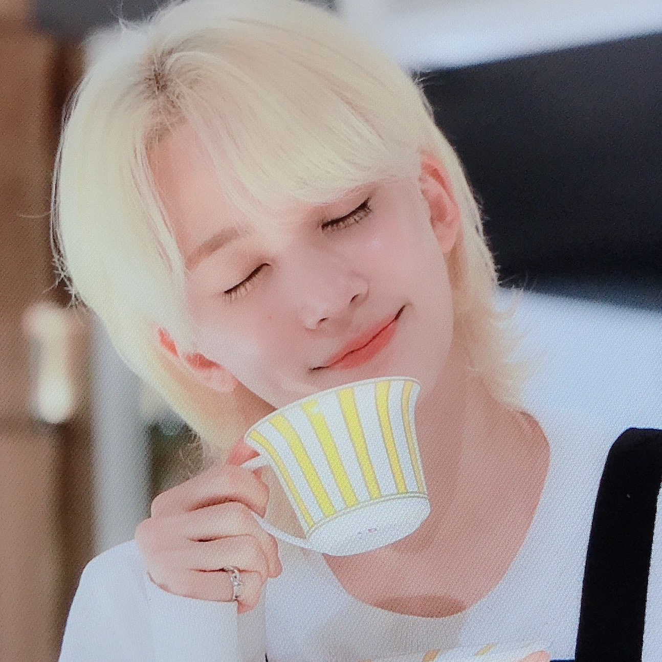 Latest photo of Jeonghan (SEVENTEEN)