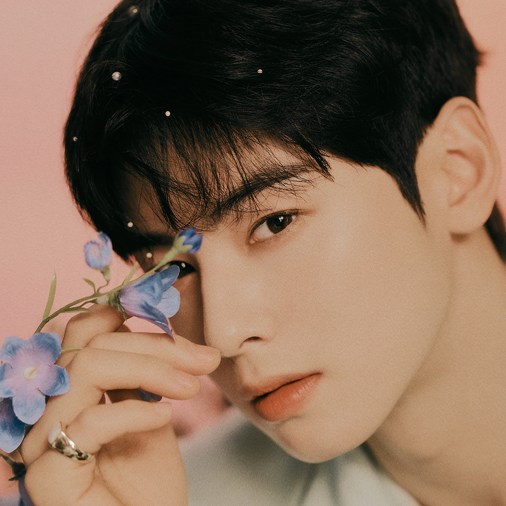 아스트로의 최신 사진