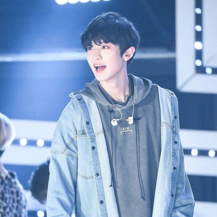 Latest photo of Chanyeol (EXO)