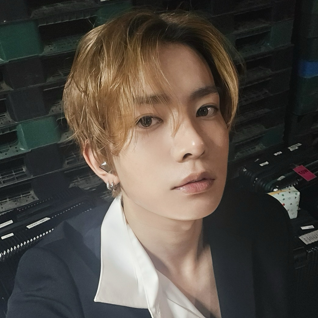 Behind-the-scenes cut of Heeseung (ENHYPEN)