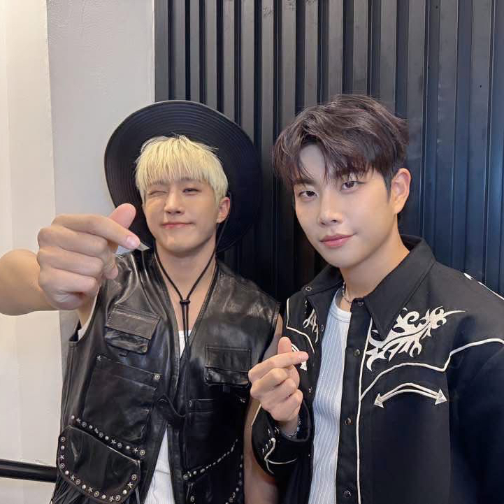 A moment captured by ASTRO's fan