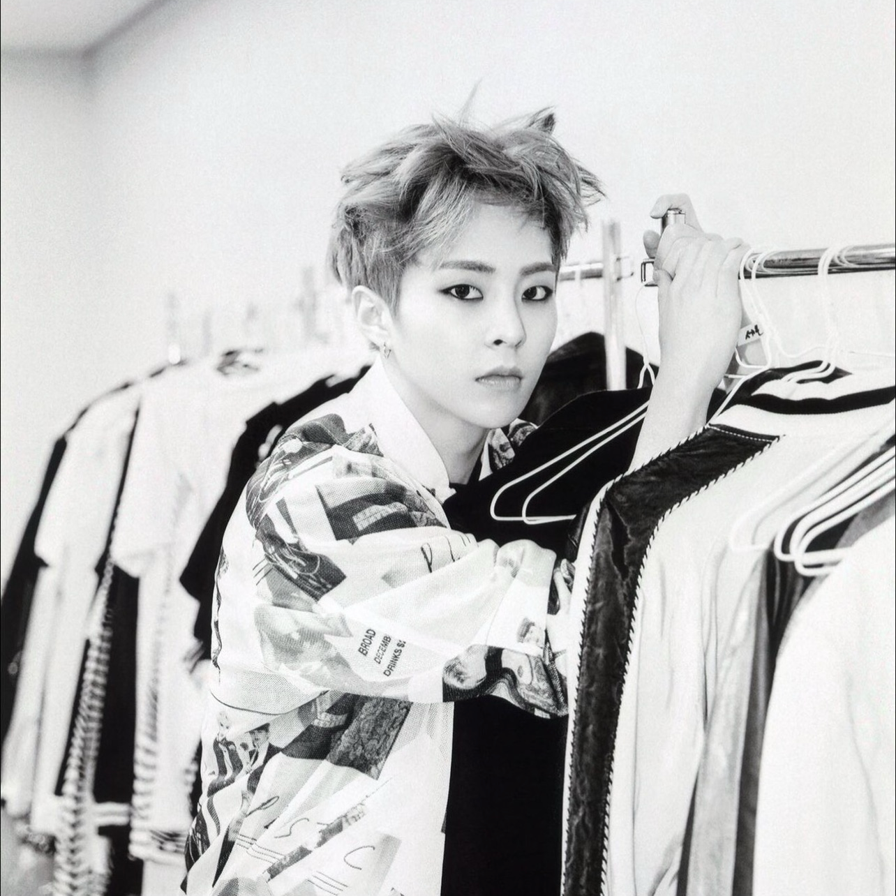Behind-the-scenes cut of Xiumin (EXO)