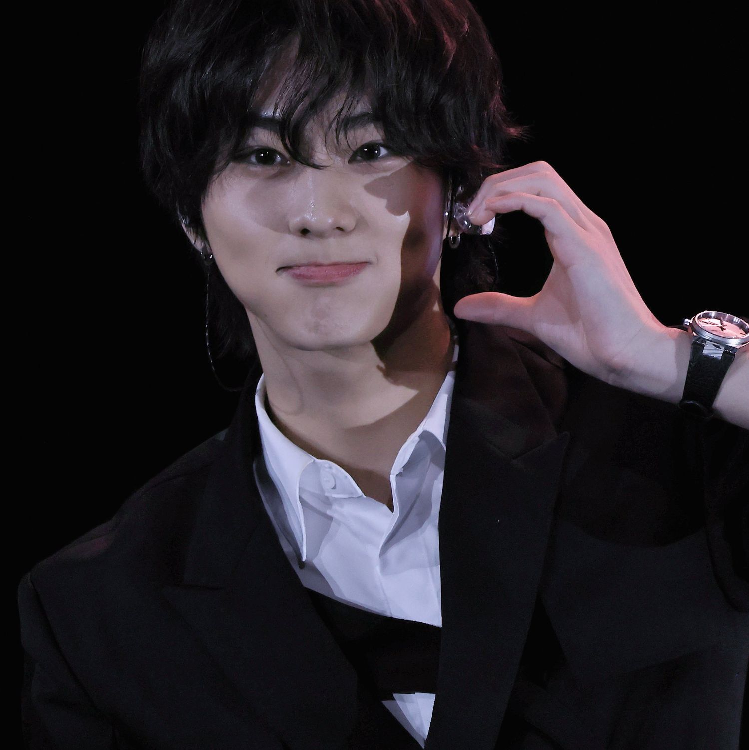 Latest photo of Jungwon (ENHYPEN)