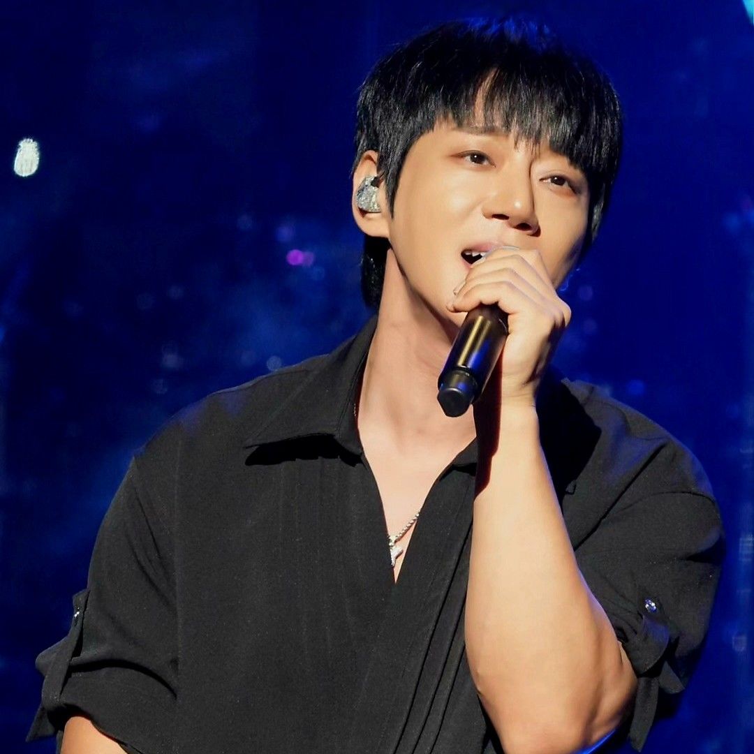 Behind-the-scenes cut of Hwang Chiyeol