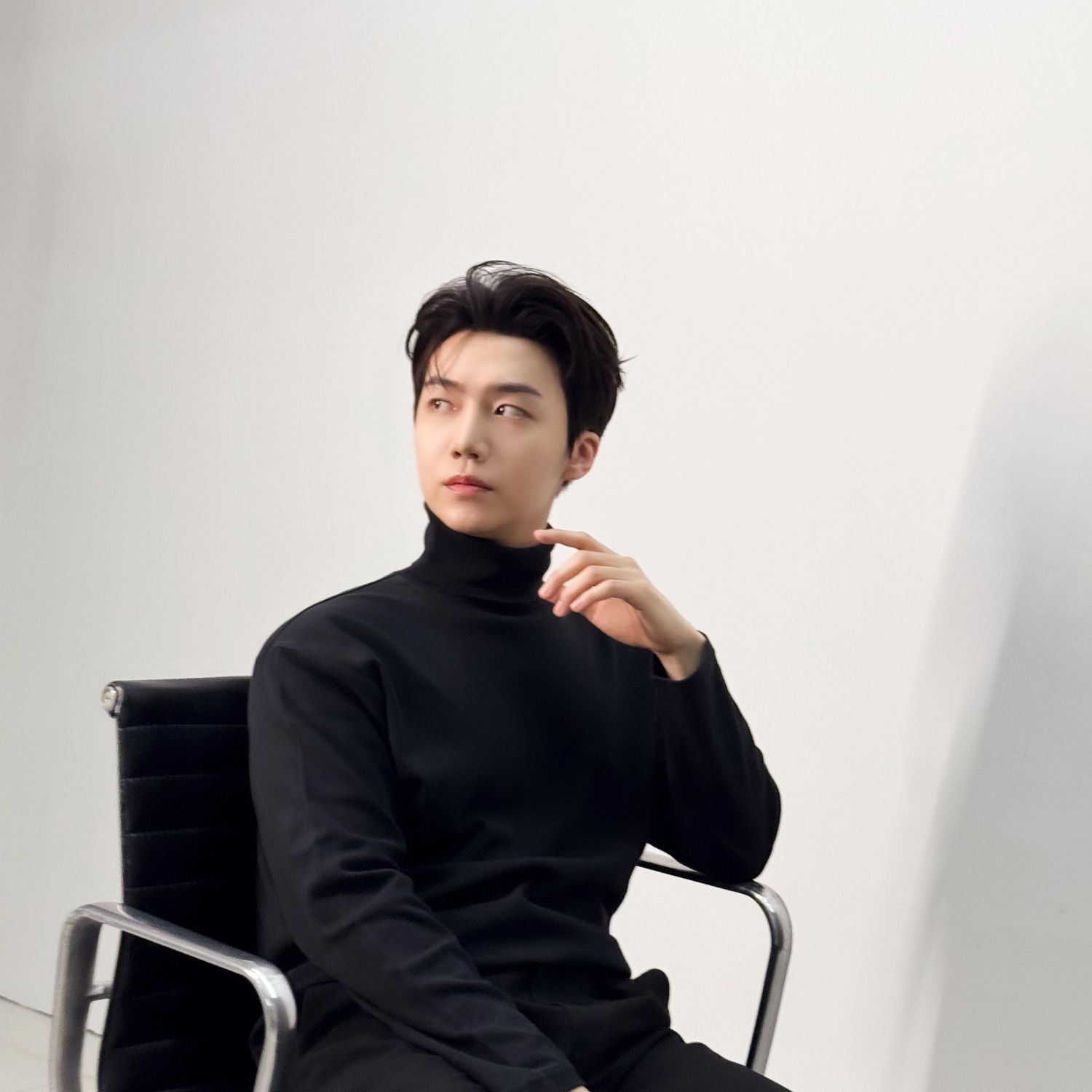 Behind-the-scenes cut of Jinho (PENTAGON)