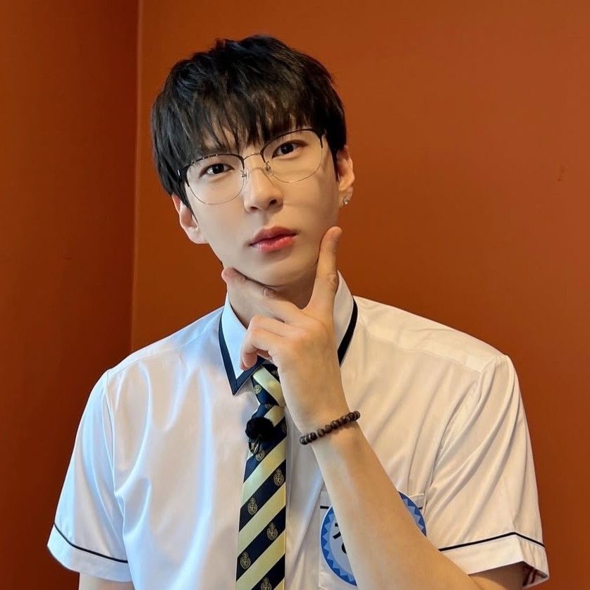 Behind-the-scenes cut of LEO (VIXX)
