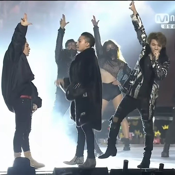 A moment captured by BIGBANG's fan