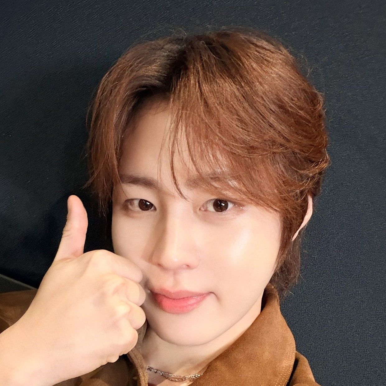 Behind-the-scenes cut of Ha Sungwoon