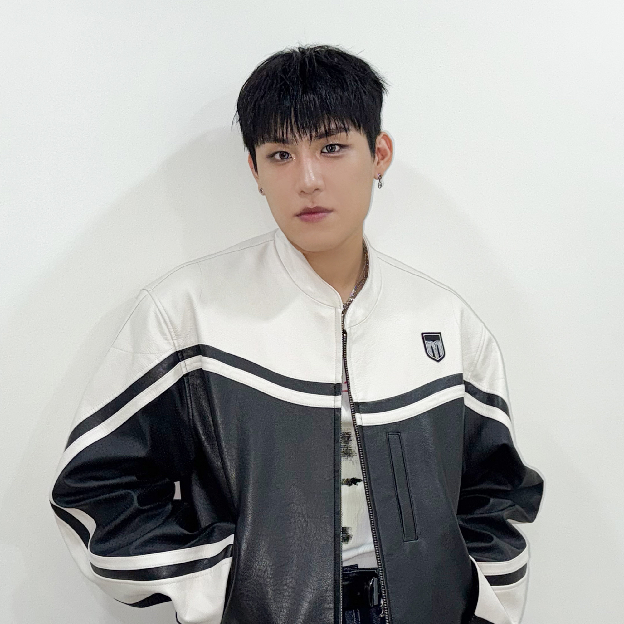 Latest photo of Park Woojin (AB6IX)