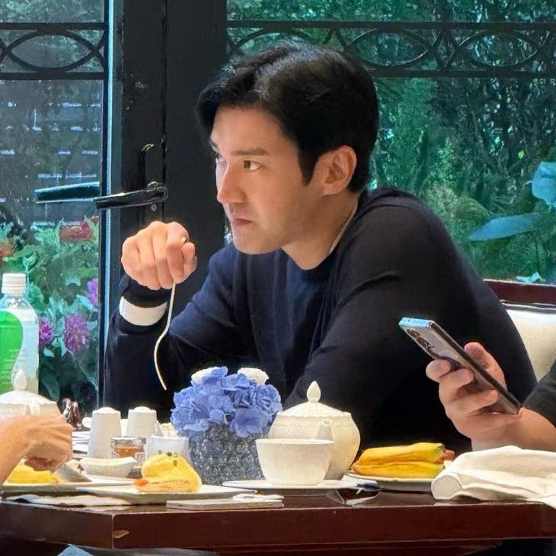 始源 (Super Junior)粉丝拍下的瞬间