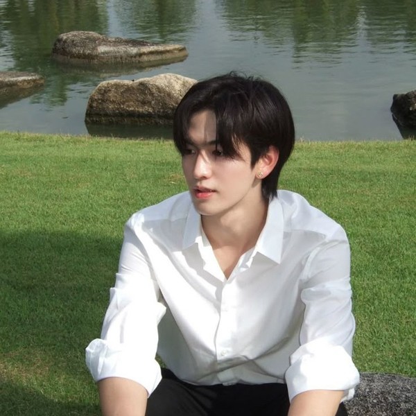 Popular profile image of Jinwook (BUS) selected by votes