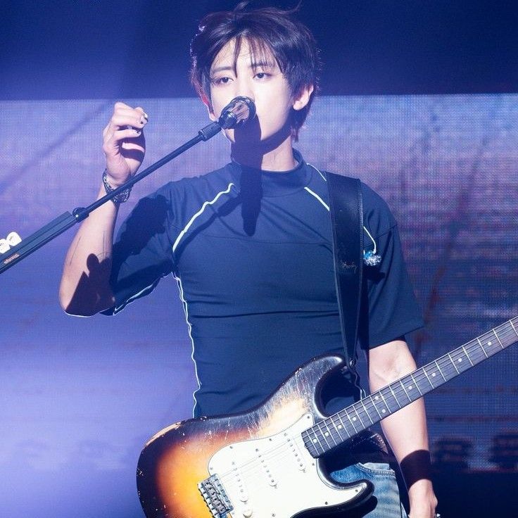 Foto aktivitas terbaru Chanyeol (EXO)