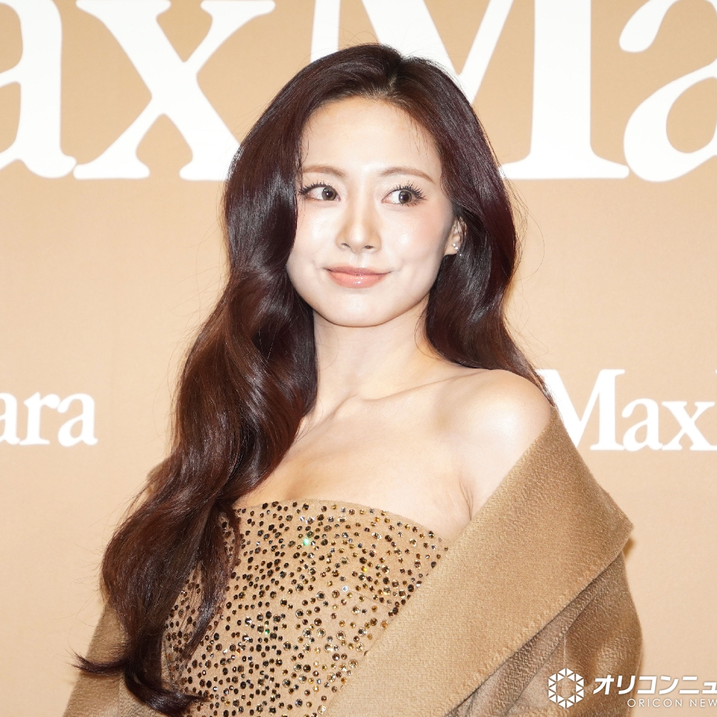 Potret di balik layar Tzuyu (TWICE)