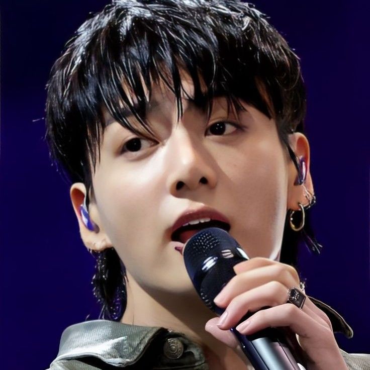 柾國 (防彈少年團)的最新活動照片