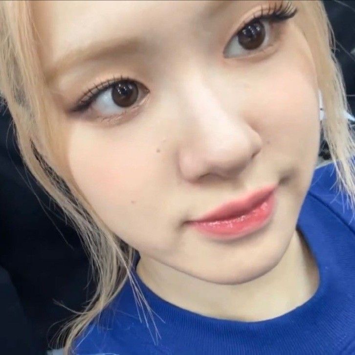 로제 (BLACKPINK) 최근 활동샷