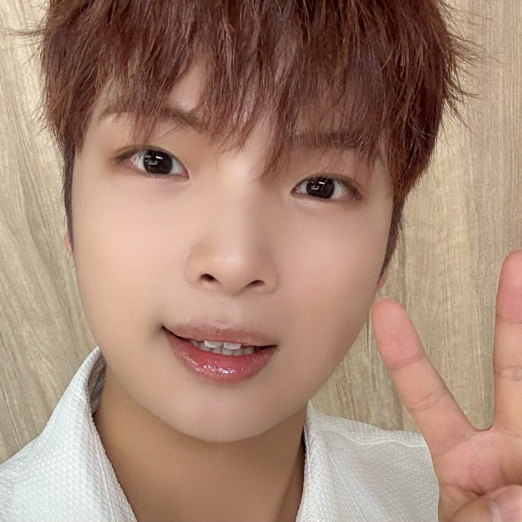 Recent activity shot of Choi JunSeong (GHOST9)