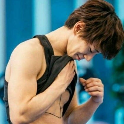 Momen yang diabadikan oleh penggemar Hwang Chiyeol