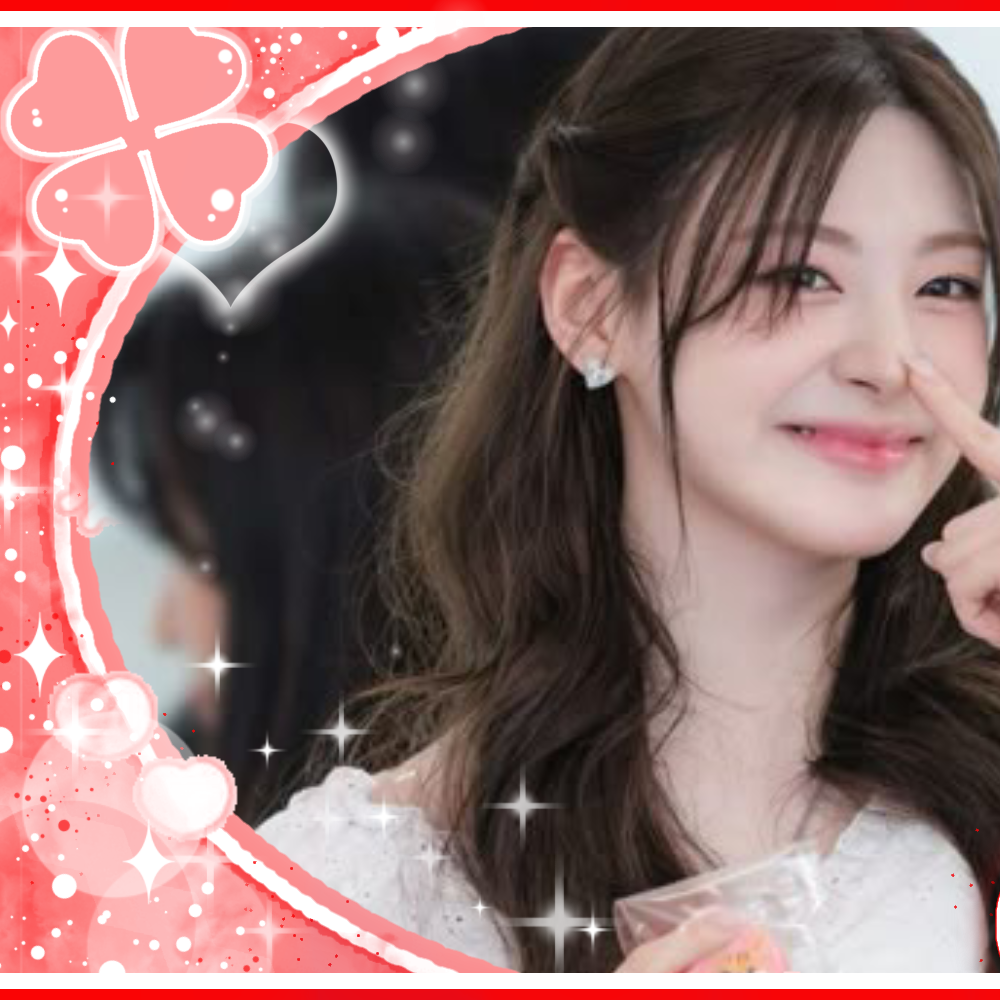 Recent activity shot of Seeun (STAYC)