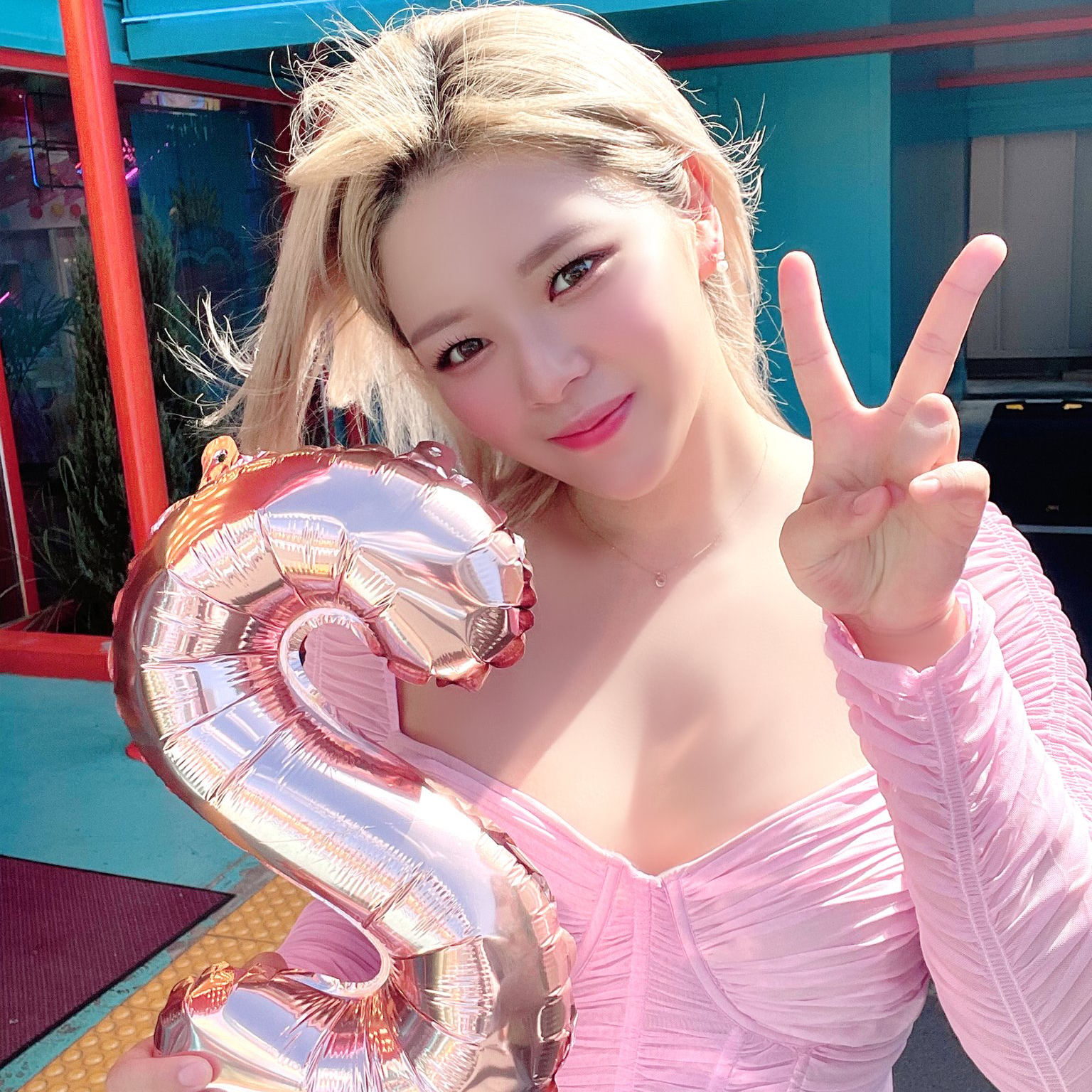 Latest photo of Jeongyeon (TWICE)