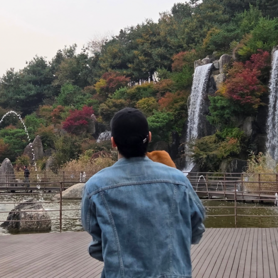 Latest photo of Soobin (TOMORROW X TOGETHER)