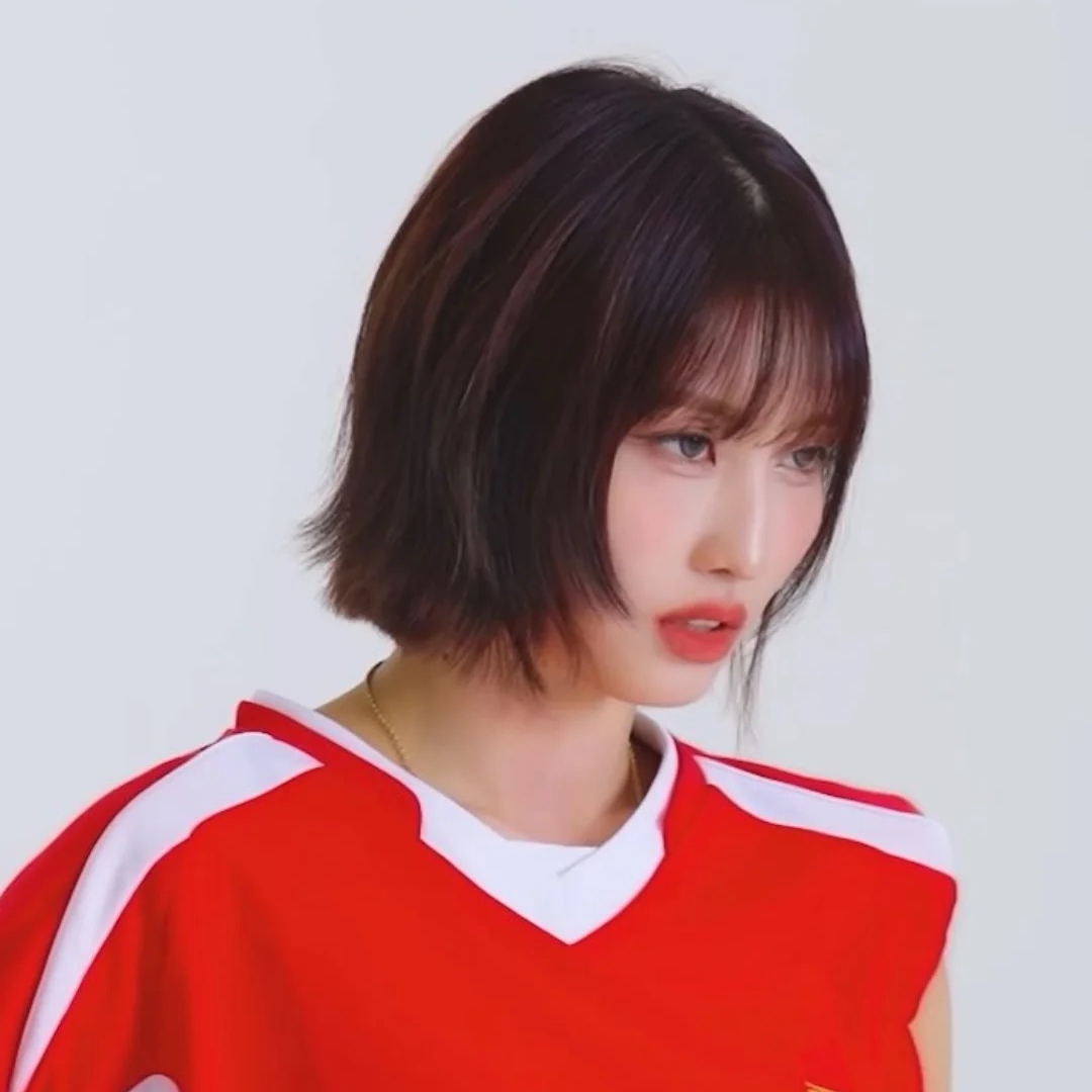 Momen yang diabadikan oleh penggemar Momo (TWICE)