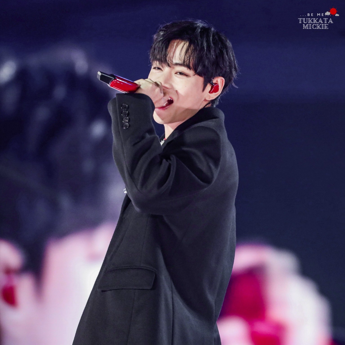 Momen yang diabadikan oleh penggemar V (BTS)