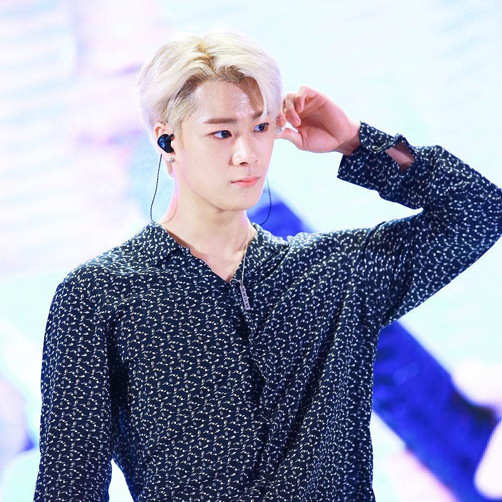 Behind-the-scenes cut of Moonbin (ASTRO)