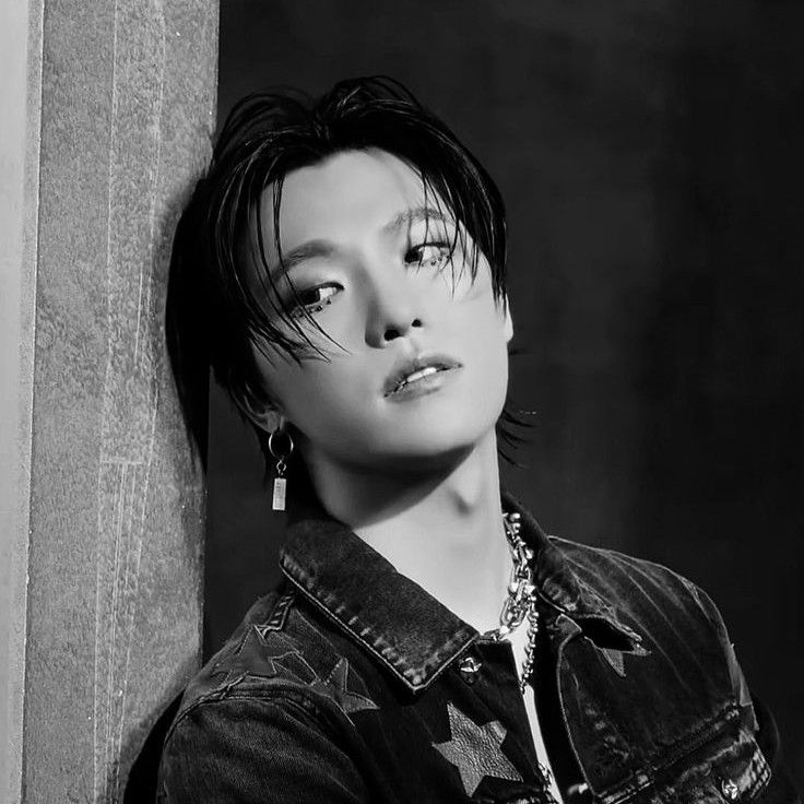 Recent activity shot of Dino (SEVENTEEN)