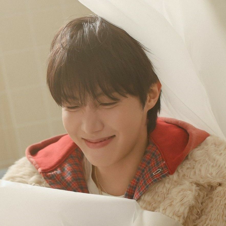 Behind-the-scenes cut of j-hope (BTS)