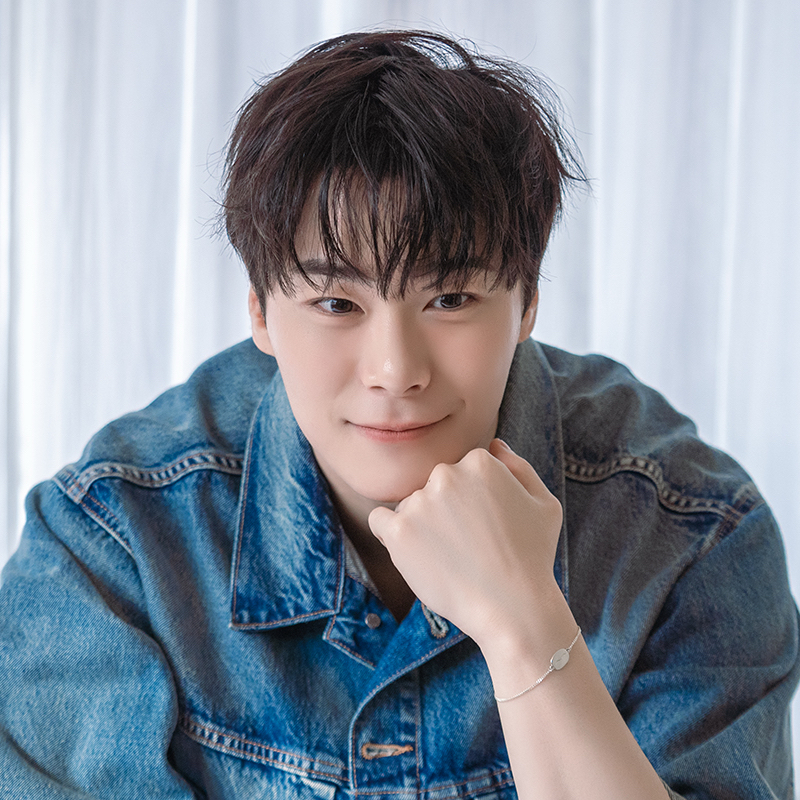 A moment captured by Moonbin (ASTRO)'s fan