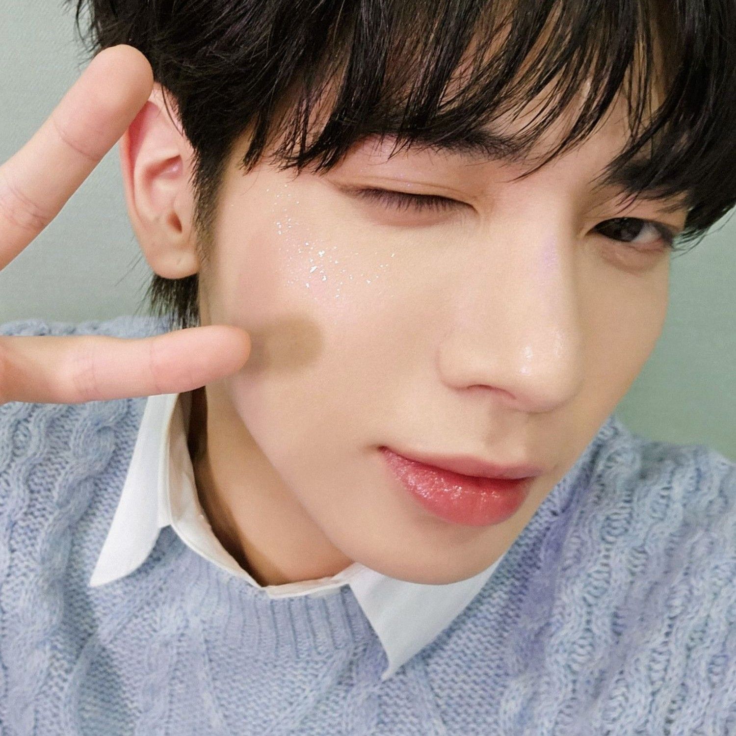 Latest photo of Taehyun (TOMORROW X TOGETHER)