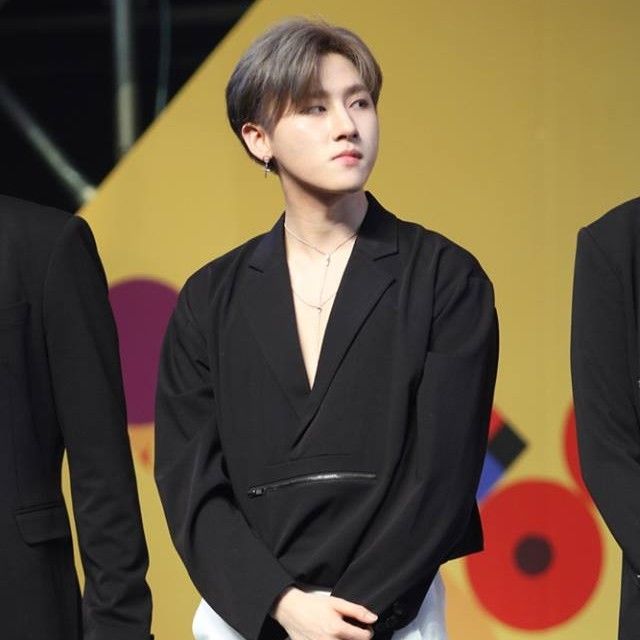 Behind-the-scenes cut of MONSTA X