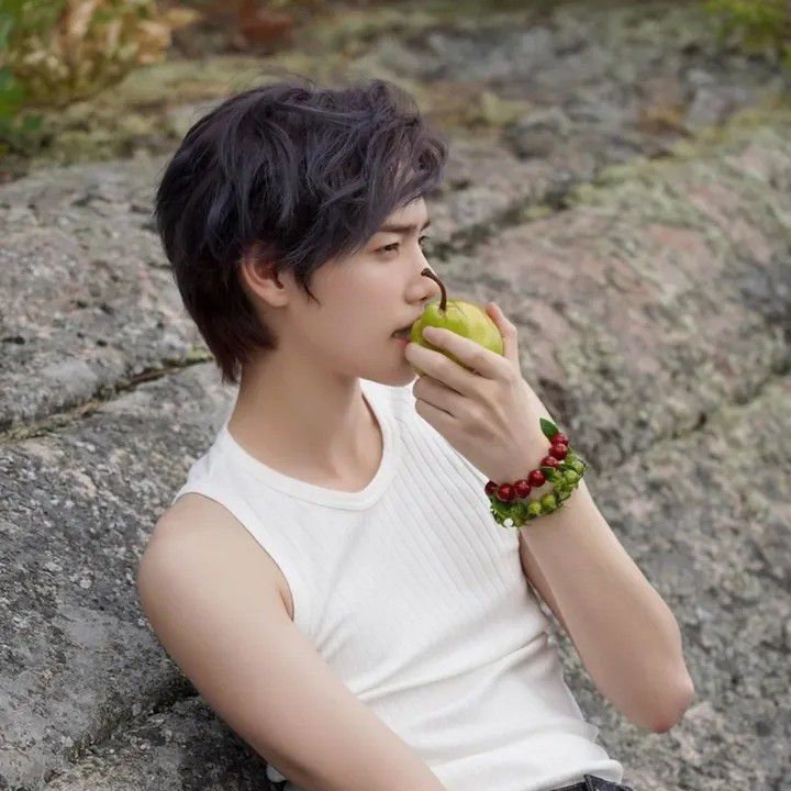 敏熙 (CRAVITY)的最新活动照片