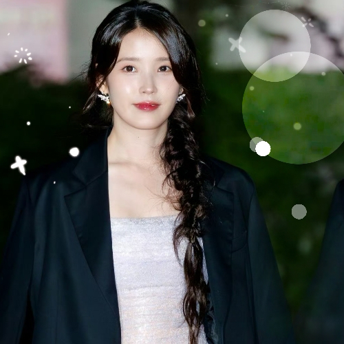 Recent activity shot of IU